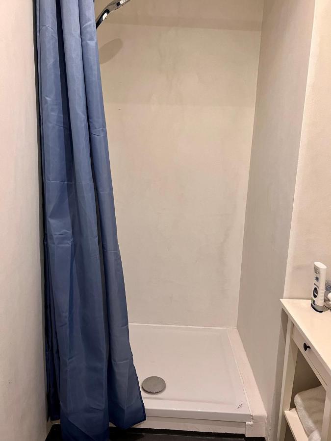 Budget Room Free Parking Праттельн Экстерьер фото